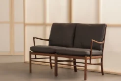 OW149-2 Colonial sofa valnød olie, Terra-læder af Ole Wanscher<Carl Hansen & Søn Hot