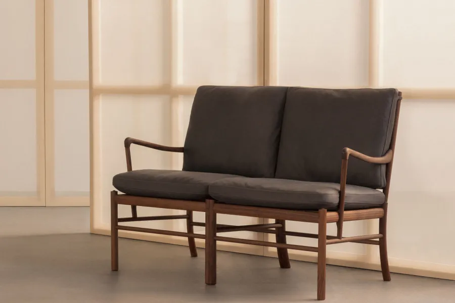 OW149-2 Colonial sofa valnød olie, Terra-læder af Ole Wanscher<Carl Hansen & Søn Hot