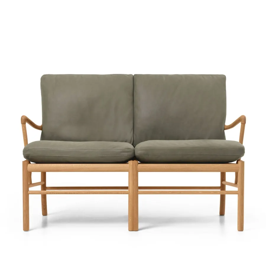 OW149-2 Colonial sofa valnød olie, Terra-læder af Ole Wanscher<Carl Hansen & Søn Hot