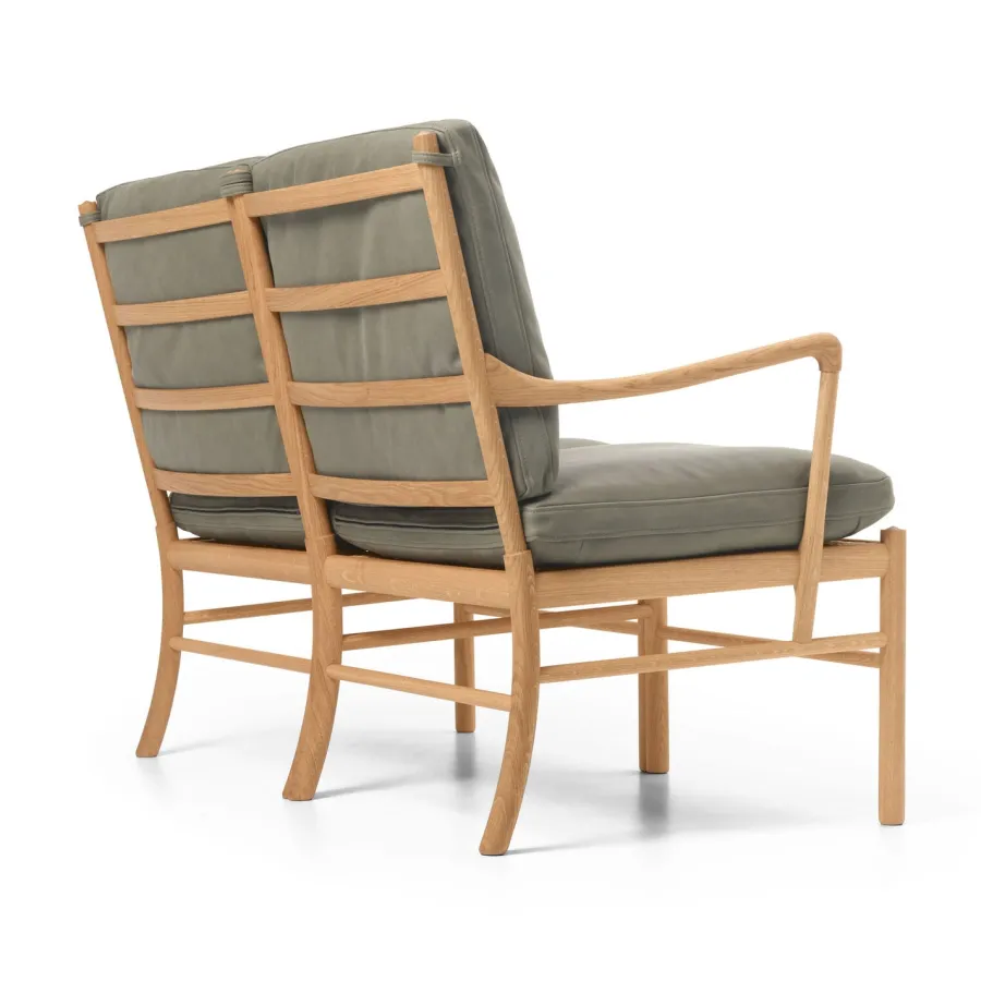 OW149-2 Colonial sofa valnød olie, Terra-læder af Ole Wanscher<Carl Hansen & Søn Hot