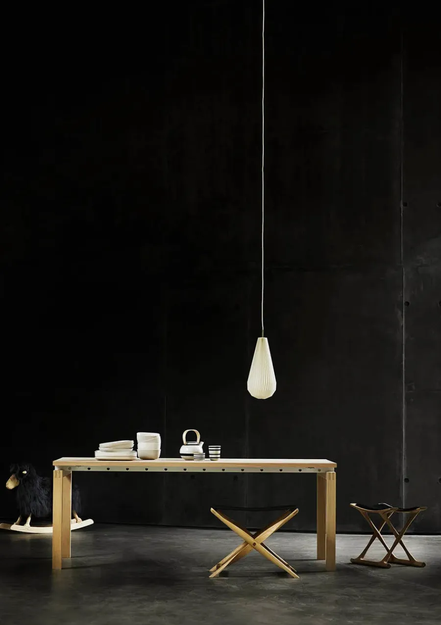 OW2000 Egypter stol af Ole Wanscher<Carl Hansen & Søn Online