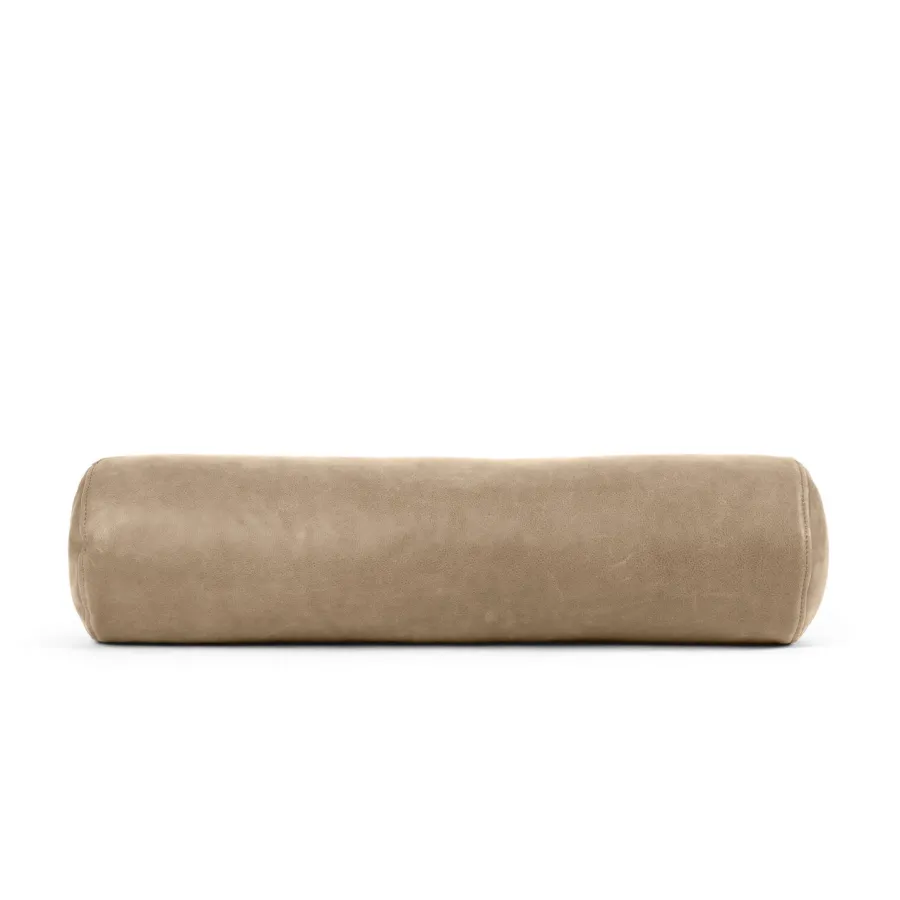 OW150 nakkepude, Terra-læder af Ole Wanscher<Carl Hansen & Søn Clearance