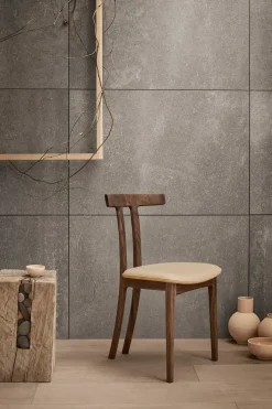 OW58 T-stolen af Ole Wanscher<Carl Hansen & Søn Hot