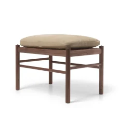 OW149F Fodskammel til Colonial lænestol, valnød olie, Terra-læder af Ole Wanscher<Carl Hansen & Søn Sale