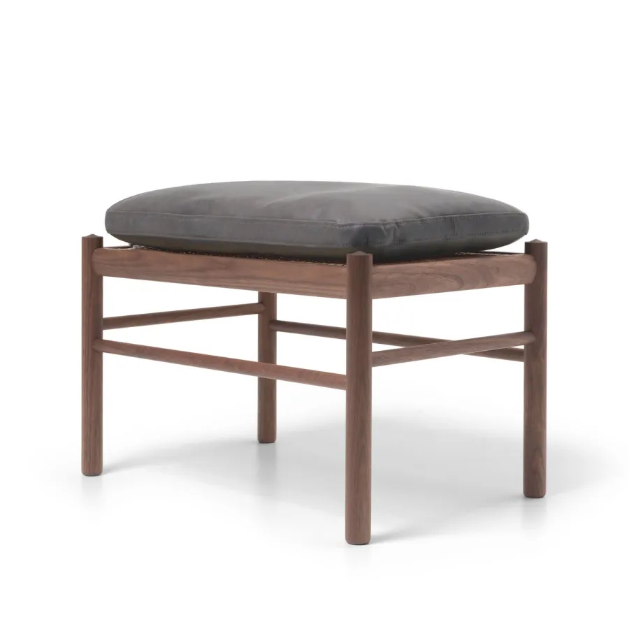 OW149F Fodskammel til Colonial lænestol, valnød olie, Terra-læder af Ole Wanscher<Carl Hansen & Søn Sale