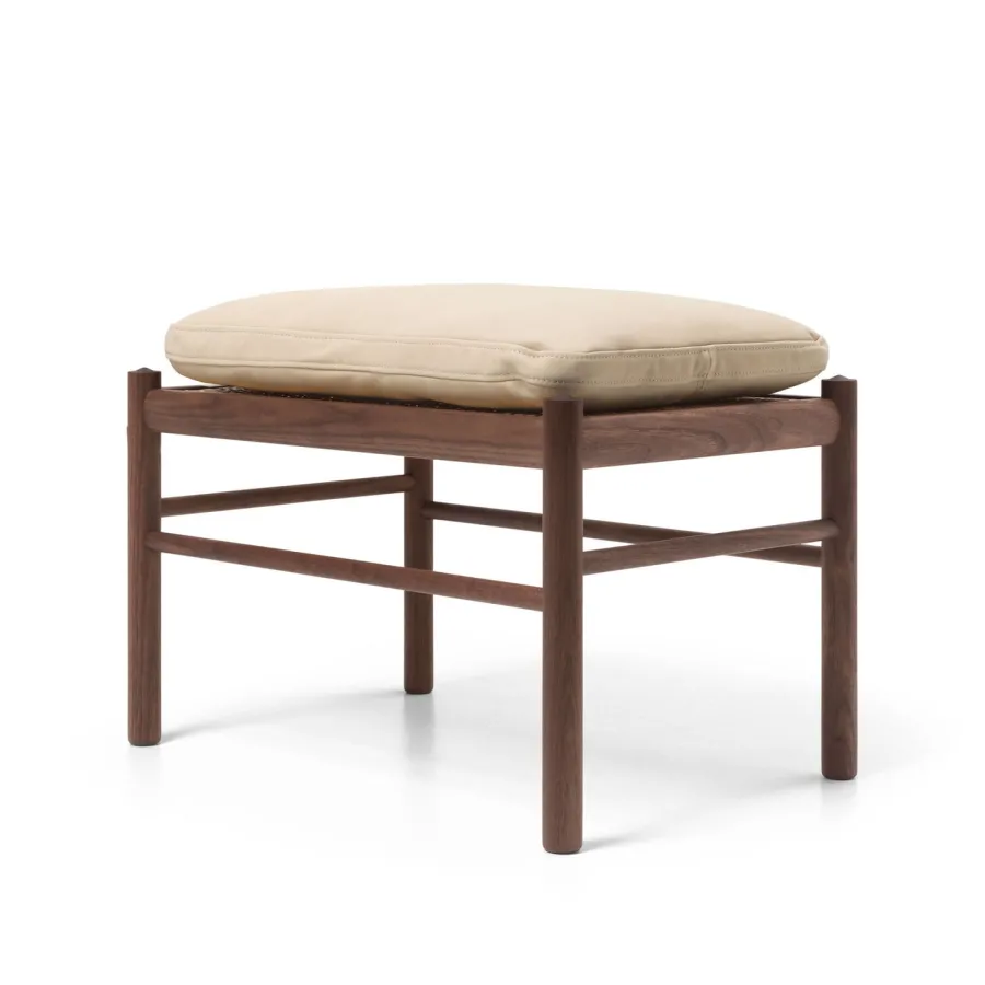 OW149F Fodskammel til Colonial lænestol, valnød olie, Terra-læder af Ole Wanscher<Carl Hansen & Søn Sale