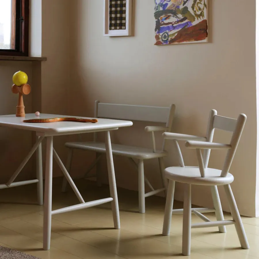 P11 børnebænk af Børge Mogensen<FDB Møbler Hot