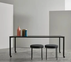 Panton Move spisebord, Black af Verner Panton<Verpan Sale