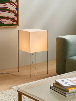 Paper Cube floor lamp fra<HAY Discount