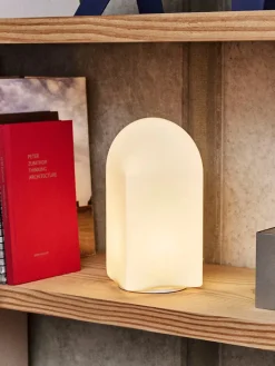 Parade Portable Lamp 160 fra<HAY Online