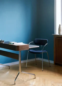 Pavilion Skrivebord AV16 fra<&Tradition Hot