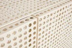 Perforated Cabinet Floor, Medium fra<HAY Hot