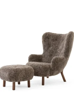 Petra VB3 lænestol inkl. Skammel, Karakorum 003 fra<&Tradition Outlet