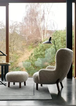 Petra VB3 lænestol inkl. Skammel,  Sheepskin honey 50 fra<&Tradition Clearance