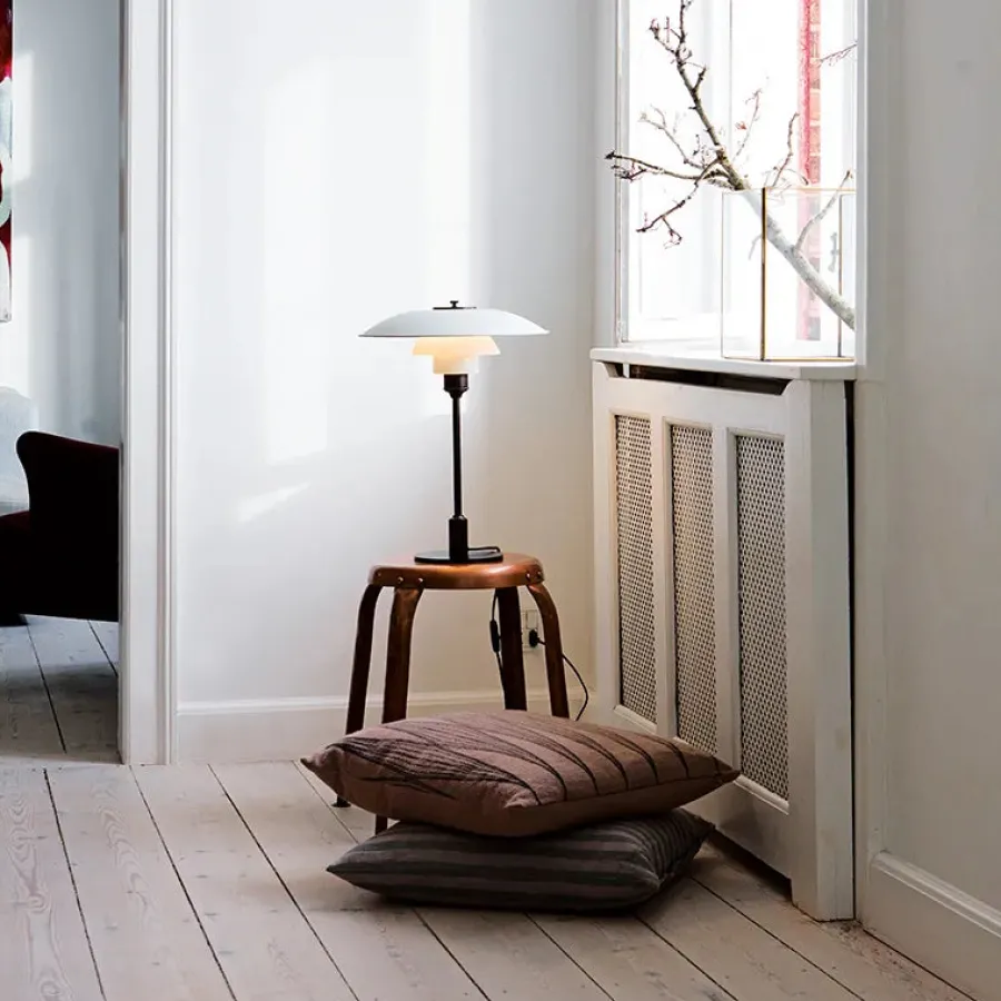 PH 3½-2½ Bordlampe, grøn af Poul Henningsen<Louis Poulsen