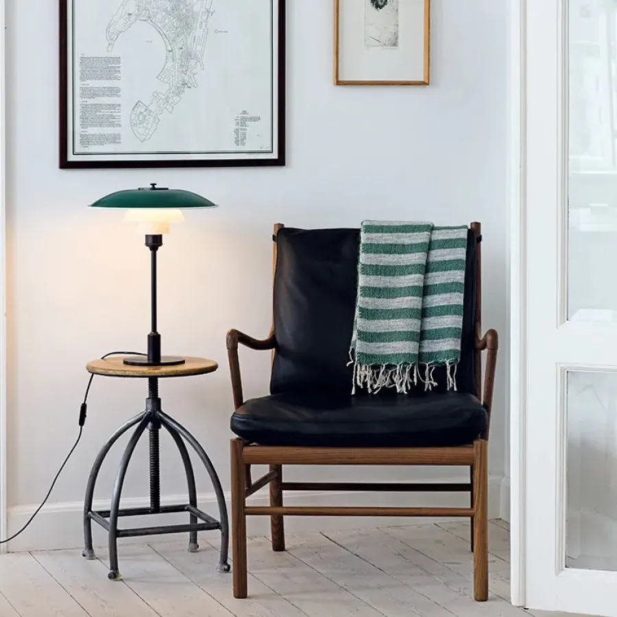 PH 3½-2½ Bordlampe, grøn af Poul Henningsen<Louis Poulsen
