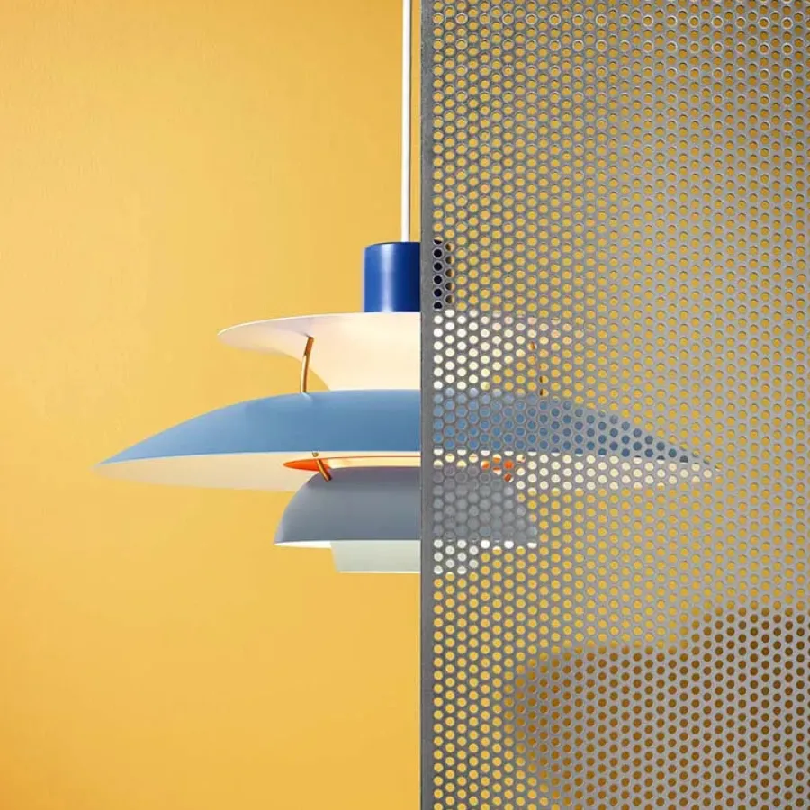 PH 5 Pendant, Monochrome Burgundy af Poul Henningsen<Louis Poulsen Online