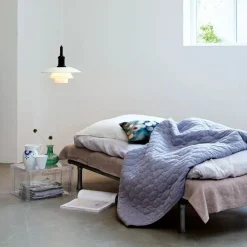 PH 3½-3 Pendel, gul af Poul Henningsen<Louis Poulsen Best