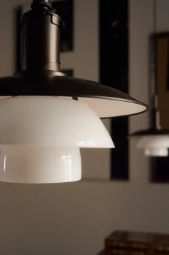 PH 3/3 pendel, messing/opalt glas, limited edition 2022 af Poul Henningsen<Louis Poulsen New