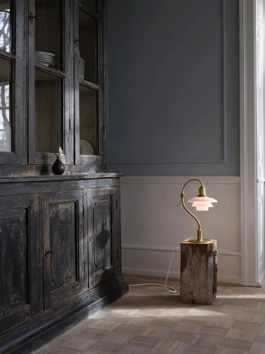 PH 2/2 Question Mark Pale Rose Bordlampe fra<Louis Poulsen Hot