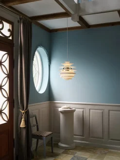 PH Snowball, soft white/brass af Poul Henningsen<Louis Poulsen Outlet