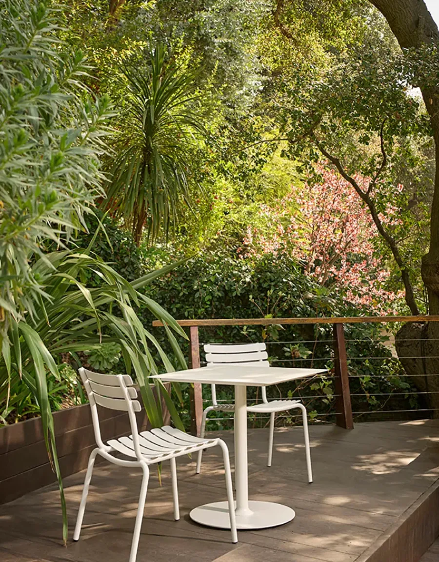 Pico Café table, rund base 70x70 cm fra<Houe Hot