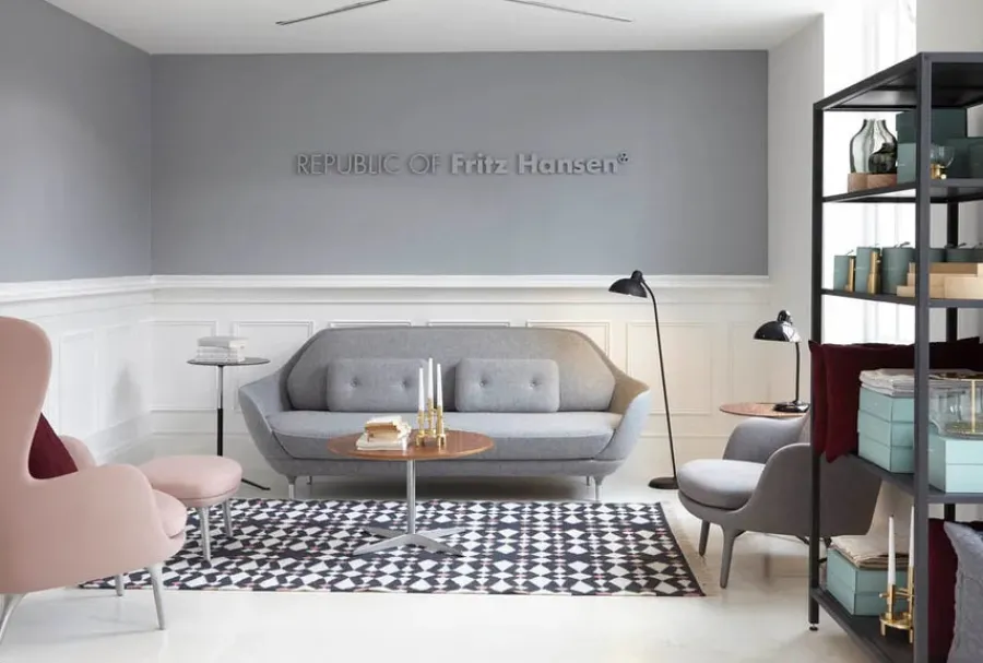 Piet Hein A203 Sofabord, 100 x 100 cm fra<Fritz Hansen Hot