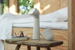 Pilo No.2 Fabric Shaver, Sand fra<Steamery Stockholm Hot