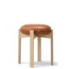 Pioneer Stool, lacquered oak/max 95 fra<Fredericia Furniture Best