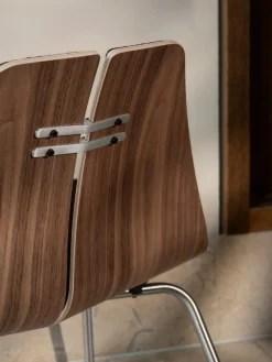 PK23 forsidepolstret, Walnut af Poul Kjærholm<Fritz Hansen Online