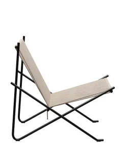 PK4 Loungestol i natur, sort stel af Poul Kjærholm<Fritz Hansen Clearance