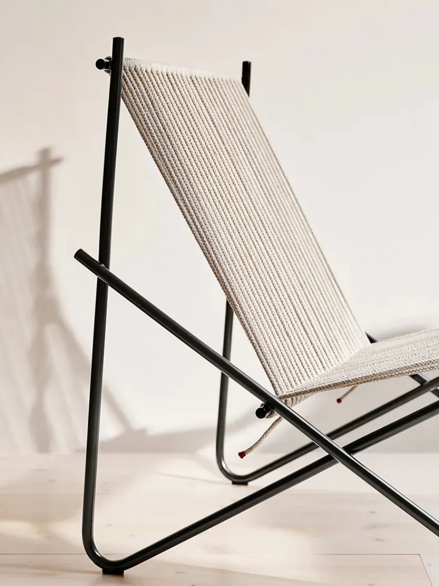 PK4 Loungestol i sort, stålstel af Poul Kjærholm<Fritz Hansen Hot