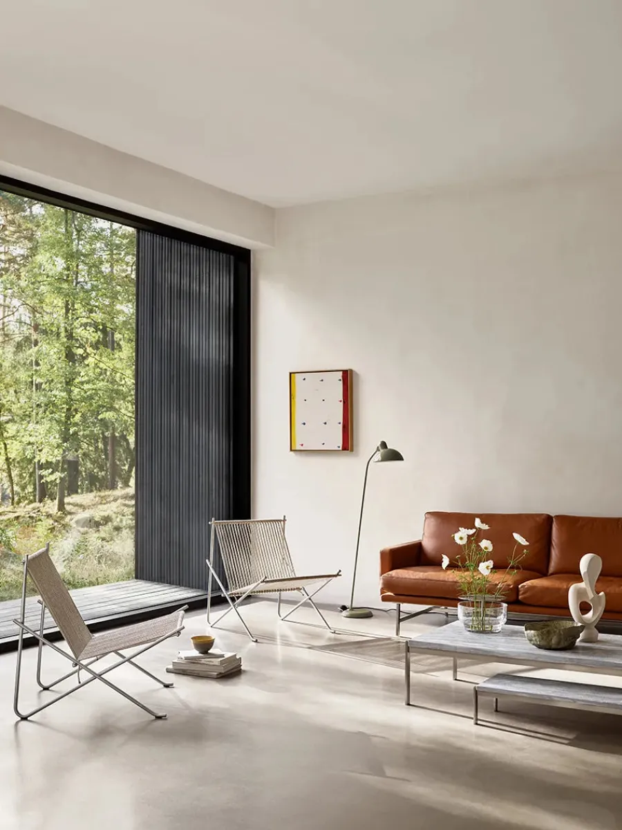 PK4 Loungestol i sort, stålstel af Poul Kjærholm<Fritz Hansen Hot