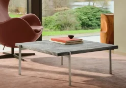 PK61 Sofabord Jubilæumsudgave, grey-white marmor af Poul Kjærholm<Fritz Hansen