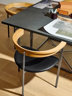 PK11 Stol af Poul Kjærholm<Fritz Hansen Online