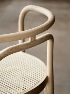 PK15 Stol, ask af Poul Kjærholm<Fritz Hansen Sale