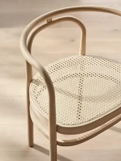 PK15 Stol, sortfarvet ask af Poul Kjærholm<Fritz Hansen Online