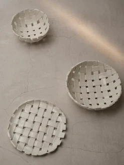 Plait Bowl, Ø30 cm fra<Ferm Living