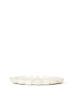 Plait Platter fra<Ferm Living