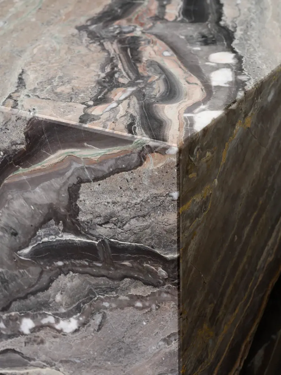 Plinth Cubic, grey galaxy marble fra<Audo Copenhagen Best