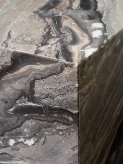 Plinth Low, grey galaxy marble fra<Audo Copenhagen Clearance