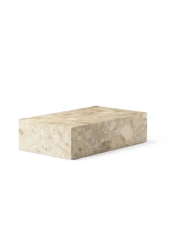 Plinth Low White Carrara marmor fra<Audo Copenhagen Discount