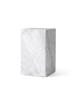Plinth Tall White Carrara marmor fra<Audo Copenhagen New