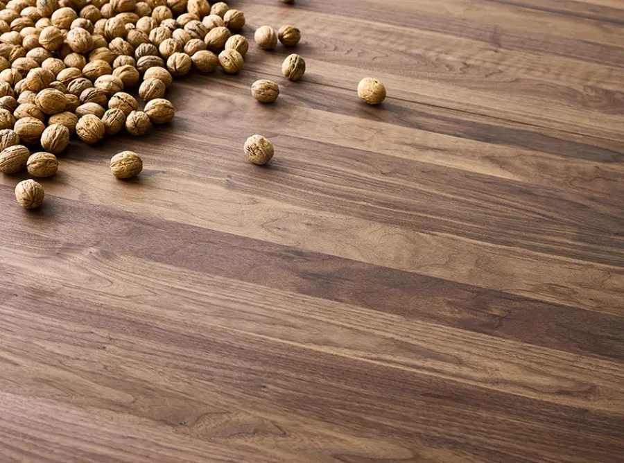 Plush Table Round fra<DK3 Clearance