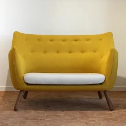 Poet Sofa af Finn Juhl<House of Finn Juhl New