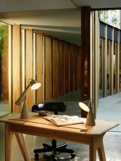 Pose Portable Bordlampe fra<Tom Dixon Clearance