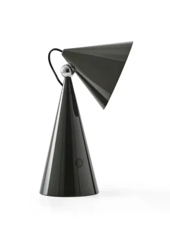 Pose Portable Bordlampe fra<Tom Dixon Clearance