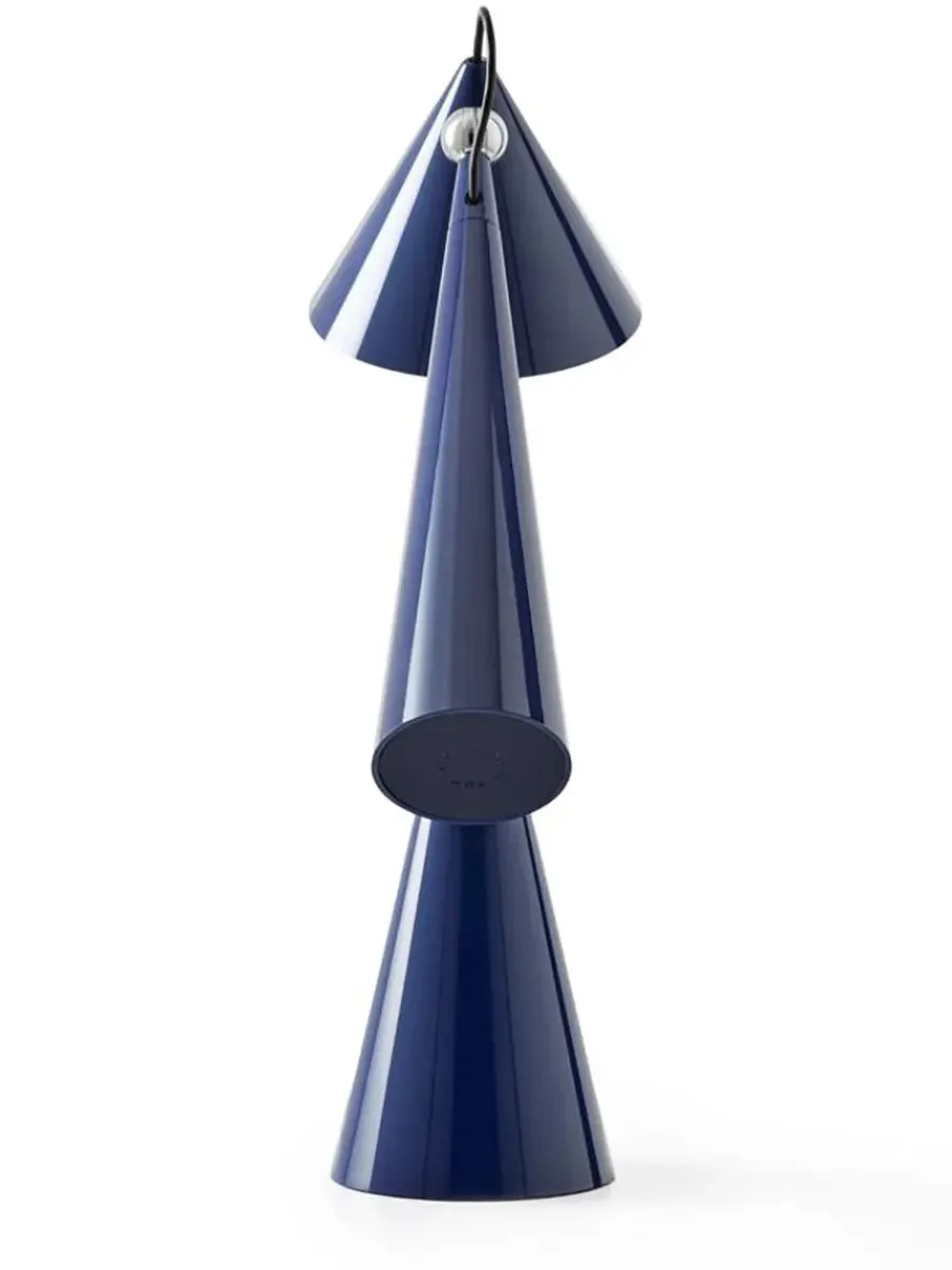 Pose Task LED Bordlampe fra<Tom Dixon Online