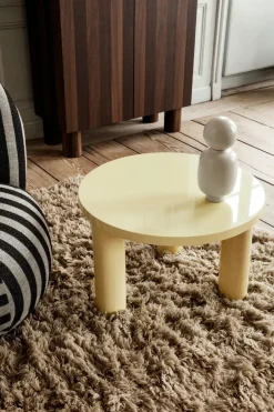 Post Coffee Table, lemonade fra<Ferm Living Online