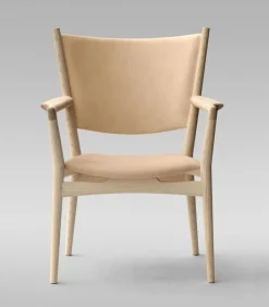 PP240 Konferencestol af Hans J. Wegner<PP Møbler